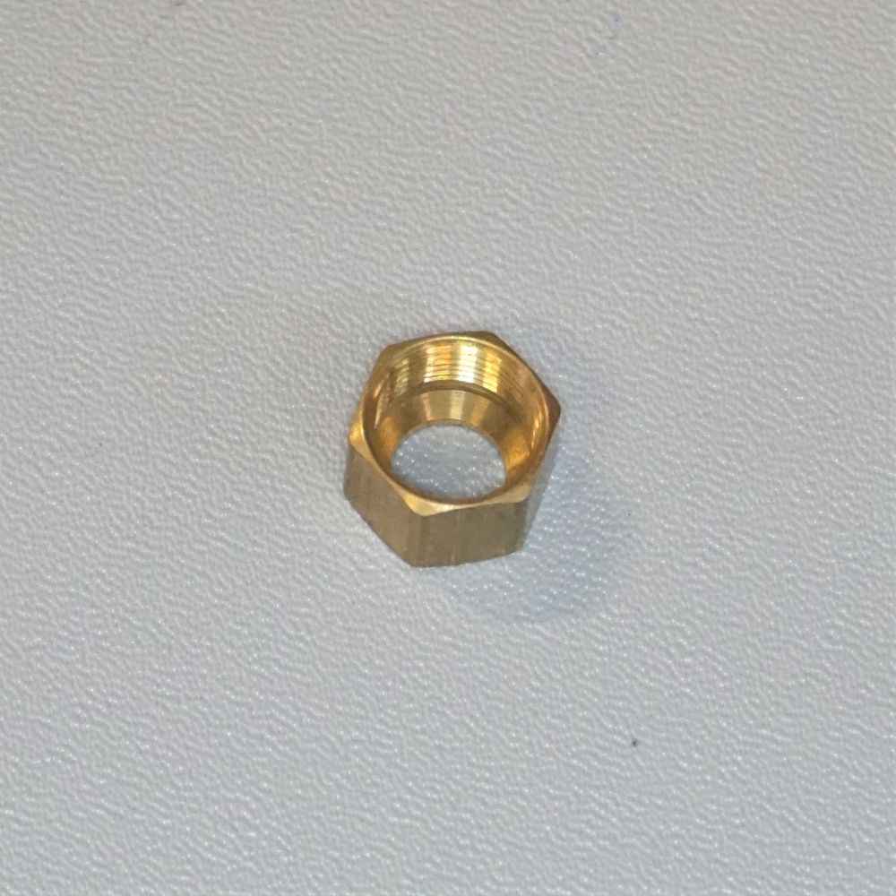 Деталь Fleck 10329 (гайка 3/8" латунь к солевой линии)
